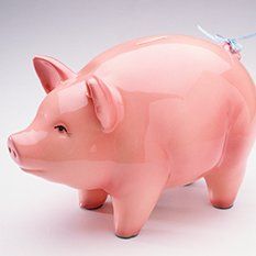 AXA Seguros Grupo Herrero Neira cerdito de cerámica